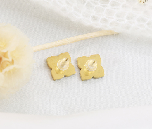 Kolczyki z czarna koniczynką 1774