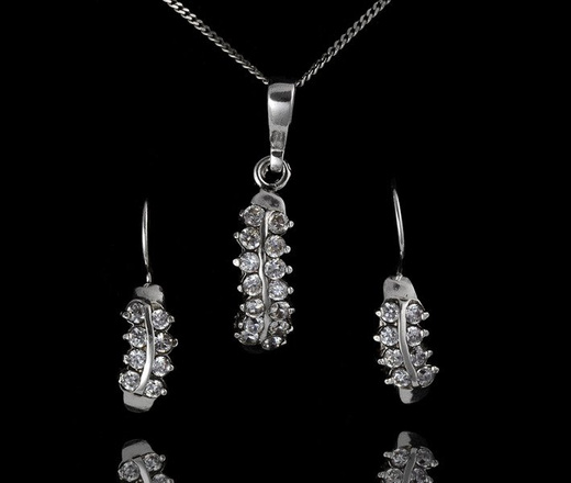 480/253 komplet srebrny z błyszczącymi cyrkoniami