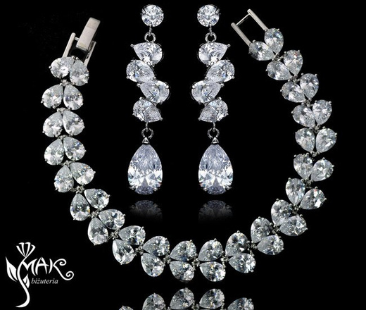 Kol 686/12 KOLCZYKI ślubne, cyrkonie długie Piękne