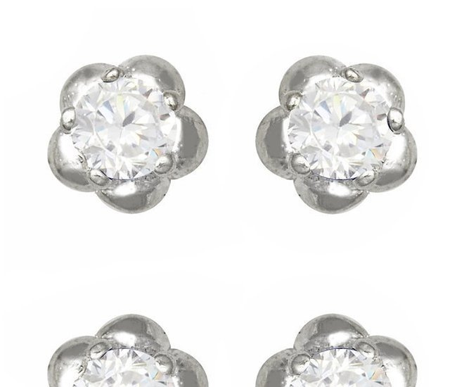 480/126  kolczyki srebrne w kształcie kwiatuszków