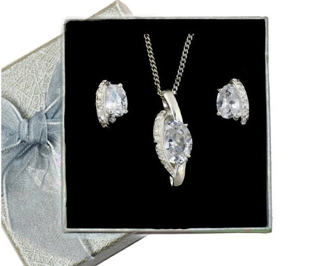 480/160  komplet srebrny z błyszczącymi cyrkoniami