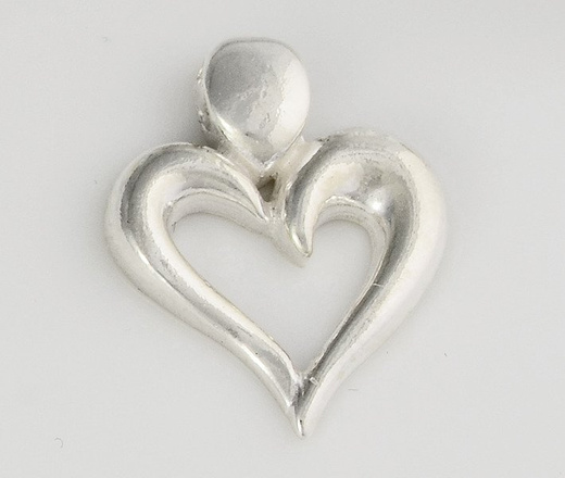 480/139 wisiorek srebrny serduszko