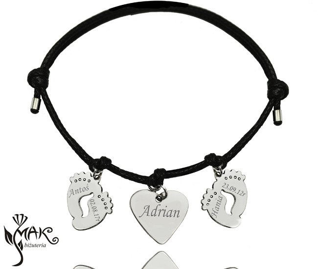 BR959 BRANSOLETKA z grawerem na sznureczku stópki serce