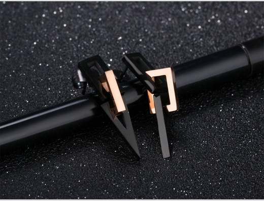 KOL 599/686 KOLCZYKI ze stali, czarne trójkąty ze złotym i czarnym prostokątem