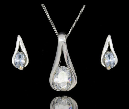 480/264 Komplet srebrny z łezki delikatne 925