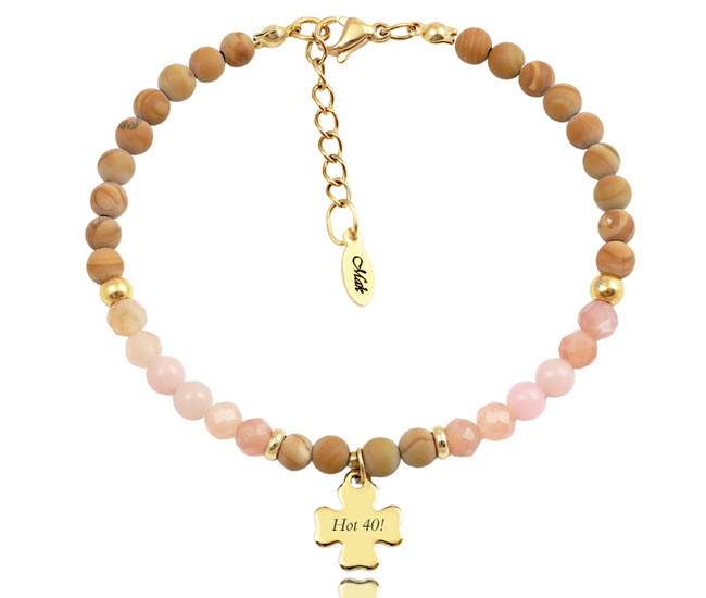 1734/8 różowo-beżowa bransoletka pozłacana z grawerem i kamieniami naturalnymi Premium