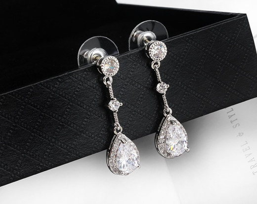 Kol 599/866 Kolczyki na ślub, łezka z cyrkonią sztyft