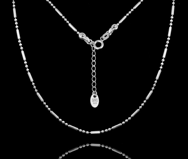 1582/3 Łańcuszek srebrny p. 925 ozdobny kuleczki