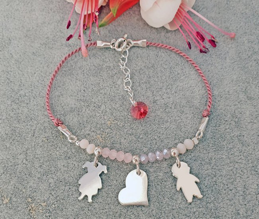 1198 bransoletka srebrna 925 z grawerem puzzel na jedwabnym sznureczku