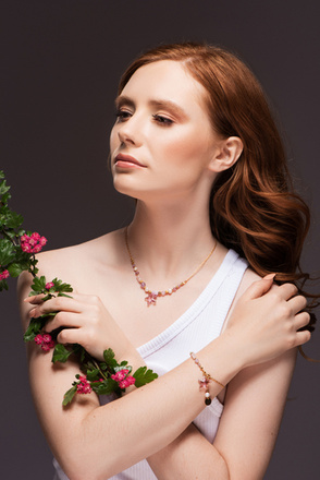 1383/11 naszyjnik srebrny 925 pozłacany jasny fioletowy