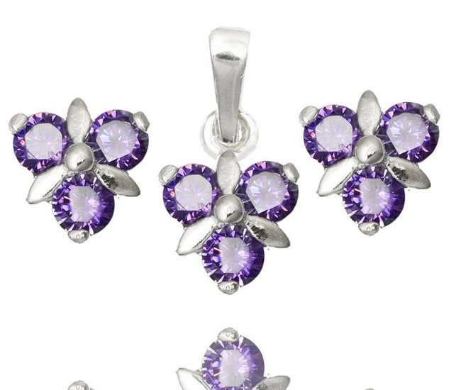 480/330  Komplet srebrny 925, kwiatuszki z cyrkonią fioletową kolczyki, wisiorek .