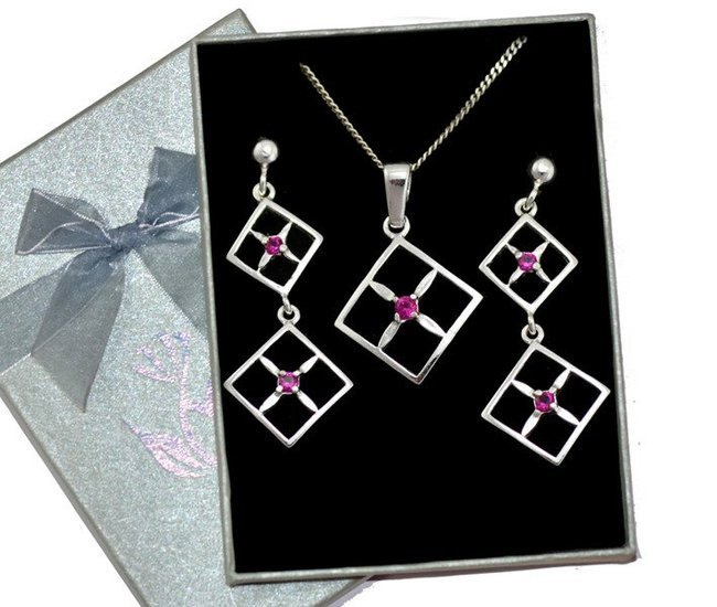 480/71  komplet srebrny romby z cyrkoniami fuksja