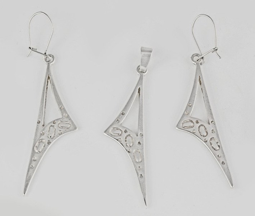 480/205 komplet srebrny trójkąty