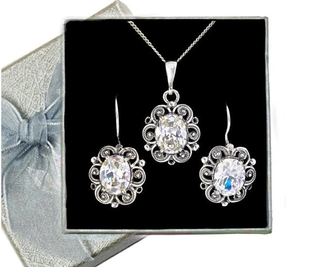 480/189  komplet srebrny z cyrkonią