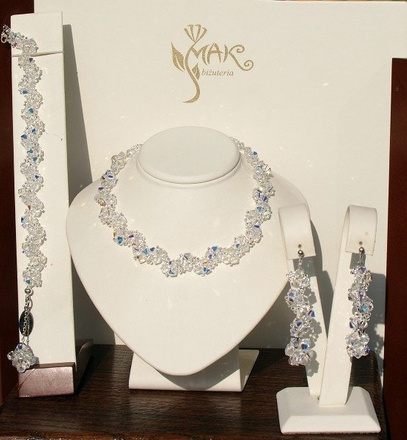 NK162 CAB NASZYJNIK Z KRYSZTAŁÓW SWAROVSKI ELEMENTS.