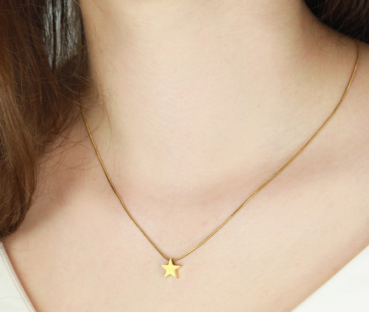 pozłacany naszyjnik z gwiazdką pod grawer 1770