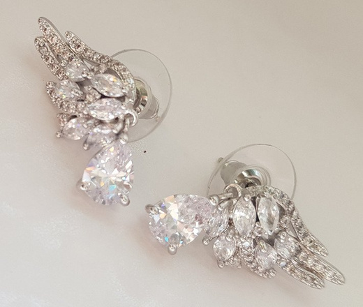 Kol 599/917 Kolczyki z cyrkoniami skrzydła anioła