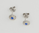 480/291 kolczyki srebrne kwiatuszki z szafirową / niebieską cyrkonią 