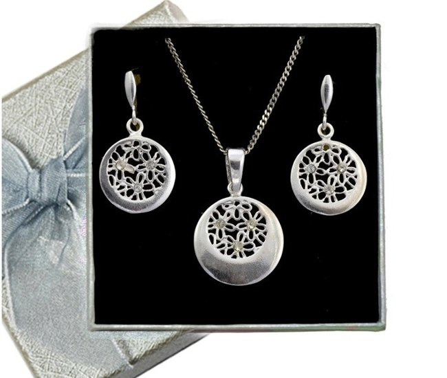 480/95  komplet srebrny ażurowe koła z cyrkoniami