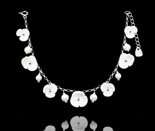 1749/2 bransoletka na ślub z kwiatami i perłami srebrna 925