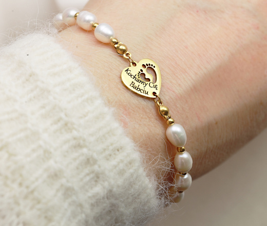 1746/12 Bransoletka z grawerem i perłami naturalnymi dla babci / mamy