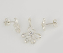 480/130  komplet srebrny kwiatuszki z błyszczącymi cyrkoniami