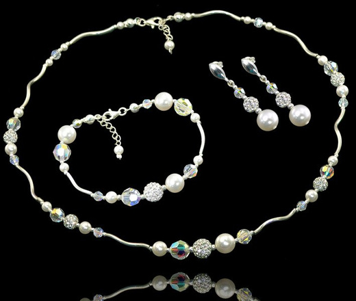 NK441 NASZYJNIK Z KRYSZTAŁÓW SWAROVSKI ELEMENTS