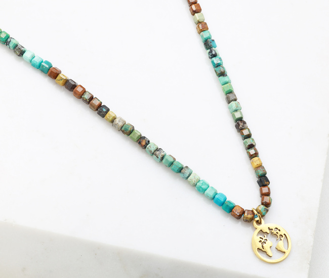 Naszyjnik z globusem i kamieniami naturalnymi (turkus afrykański) 1799/1