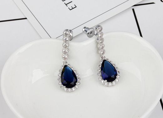 Kol 599/1025 kolczyki ślubne, cyrkonie niebieskie długie