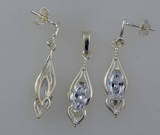 480/111 komplet srebrny z błyszczącymi cyrkoniami