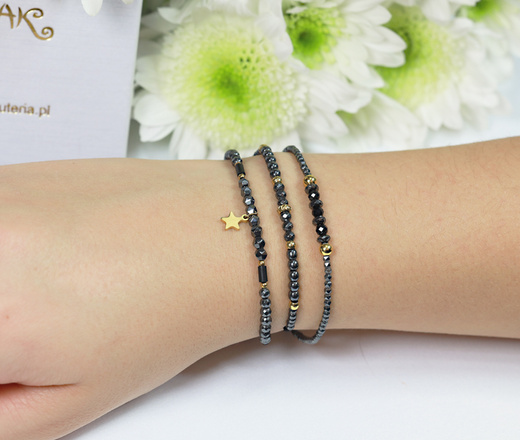 1733/9 bransoletka grawerowana z hematytami pozłacana elegancka