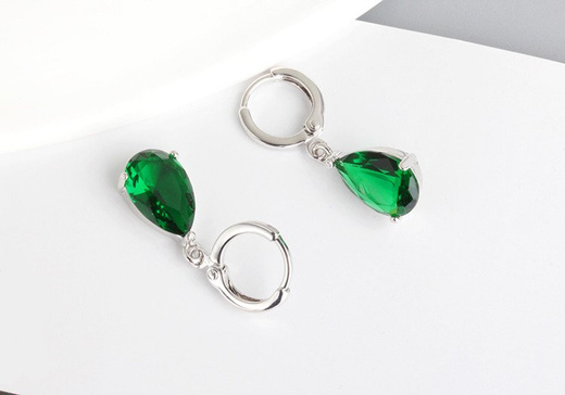 Kol 599/624 KOLCZYKI z zieloną łezką, piękne, srebrne