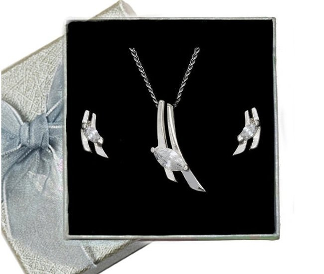 480/278  Kompet srebrny pazurki z cyrkonią delikatne 925