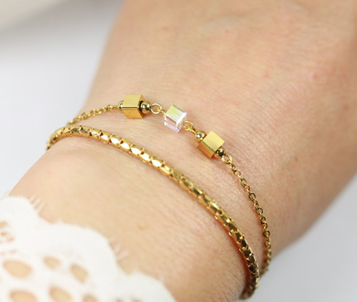 1428 kolczyki pozłacane z kosteczkami Swarovski El.