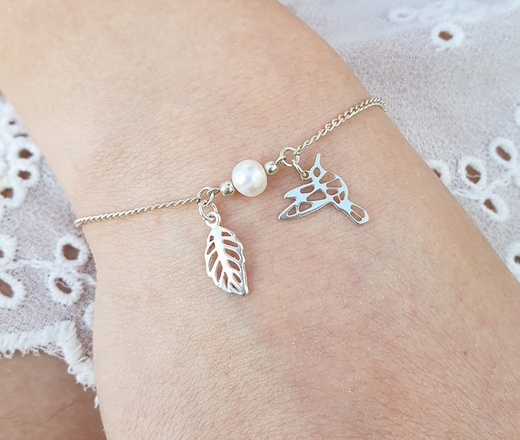 1152 bransoletka srebrna 925 koliberek listek i perła naturalna