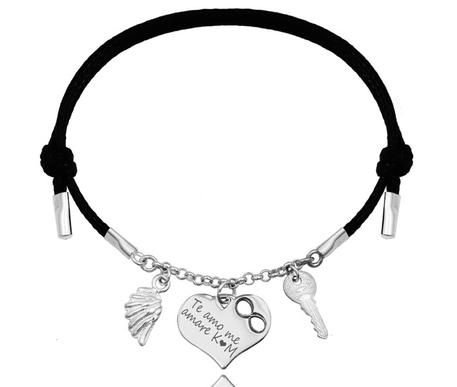 1151 bransoletka grawerowana srebrna na sznurku perełki naturalne serce