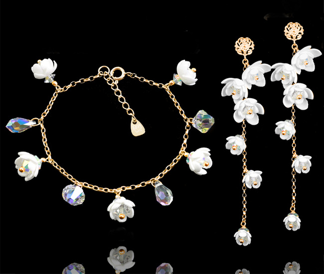1667 biżuteria ślubna pozłacana  kryształki i kwiaty, komplet srebro 925