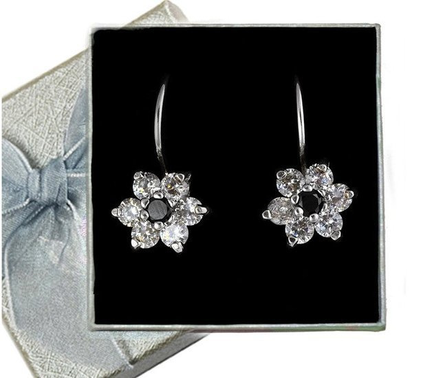 480/243  kolczyki srebrne kwiatki z czarnymi cyrkoniami
