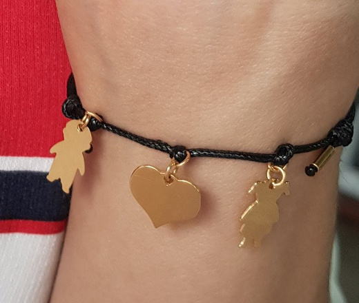 1042 BRANSOLETKA Z GRAWEREM złota na sznureczku serce stópki