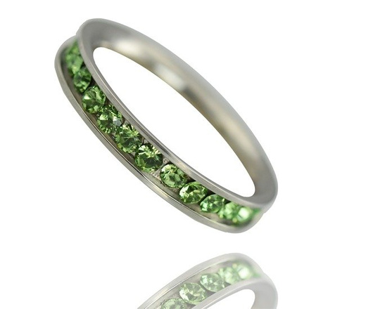 OBRĄCZKA SREBRNA 145 PERIDOT Z KRYSZTAŁÓW SWAROVSKI ELEMENTS