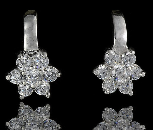 480/163 kolczyki srebrne w kształcie kwiatuszków