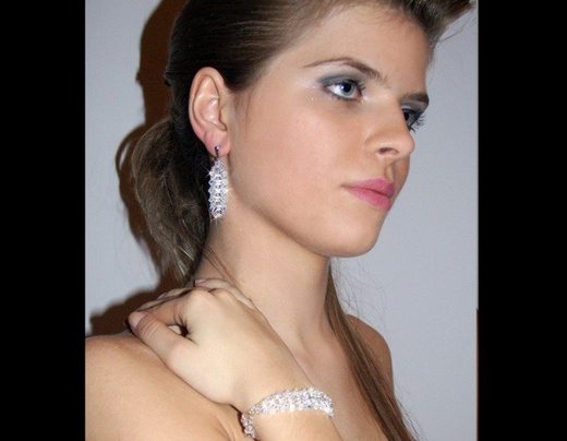 187 bransoletka z kryształkami