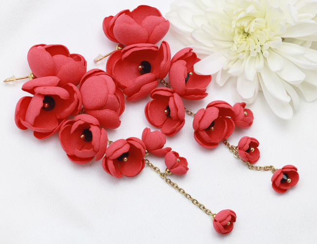 kolczyki pozłacane z kwiatuszkami i kryształami handmade pudrowy kolory 1880