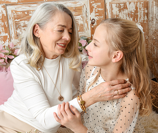 1602 bransoletka z sercem grawerowanym kamienie naturalne