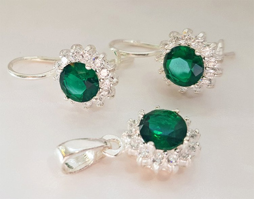 480/79 komplet srebrny koła z cyrkoniami szmaragdowymi