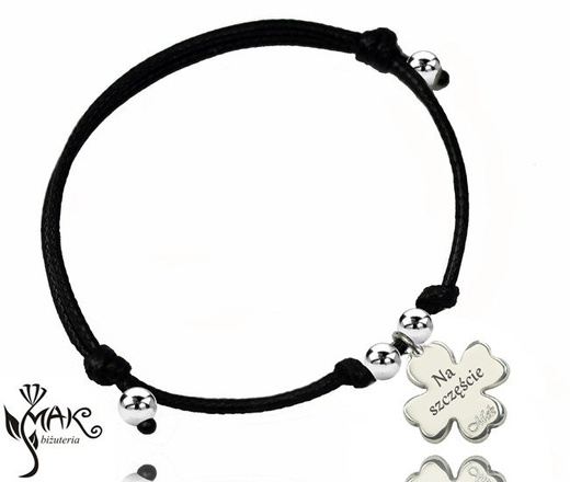BR823 /4  BRANSOLETKA z grawerem na sznureczku koniczynka