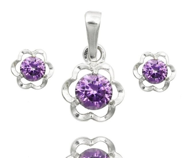 480/284  Komplet srebrny 925, fiolet kwiatki z cyrkonią , kolczyki, wisiorek .