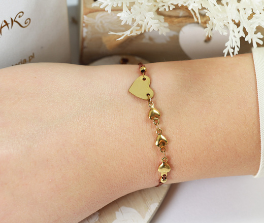 1732/5 bransoletka złocona z grawerem i serduszkami dla babci