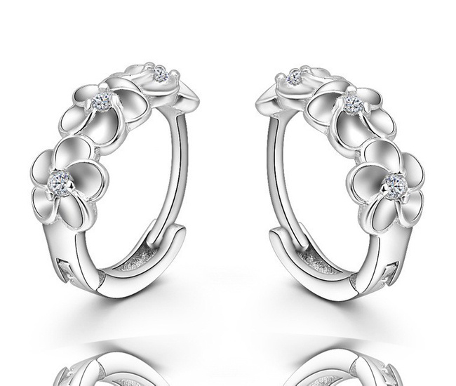 1064/30 Kolczyki srebrne 925 kwiatuszki cyrkonie