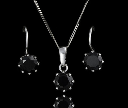 480/135 komplet srebrny z czarnymi cyrkoniami